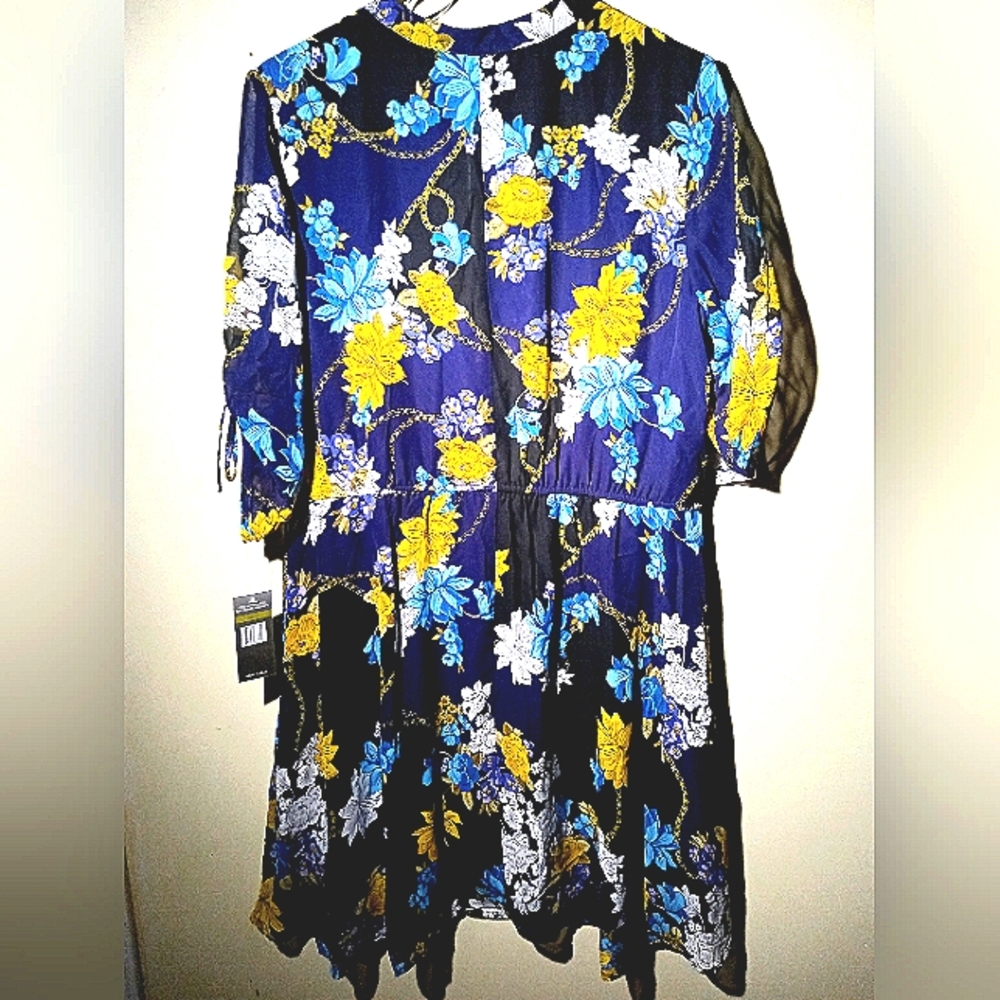 NWT DRESS BUNDLE - Picture 2 of 8